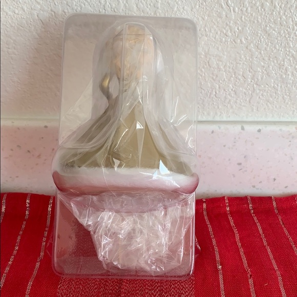 ‘95 Hallmark Happy Holidays Barbie Stocking Hanger - Picture 7 of 16